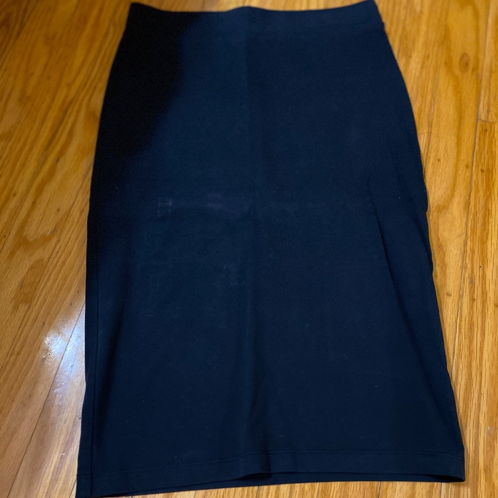 Black pencil skirt